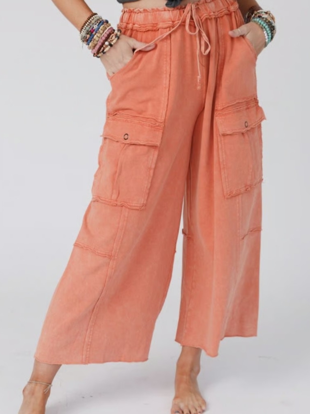Three Bird Nest Wide Leg Cargo Pants - Coral, SZ XL, EUC